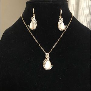 🌸🌹3 for $15 Jewelry🌷🌺